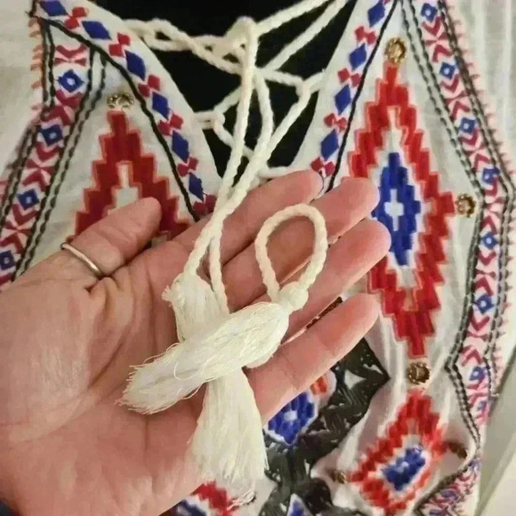 Free People Women’s Boho Embroidered & Embellished Tank Top XS | Festival Chic - Picture 9 of 16